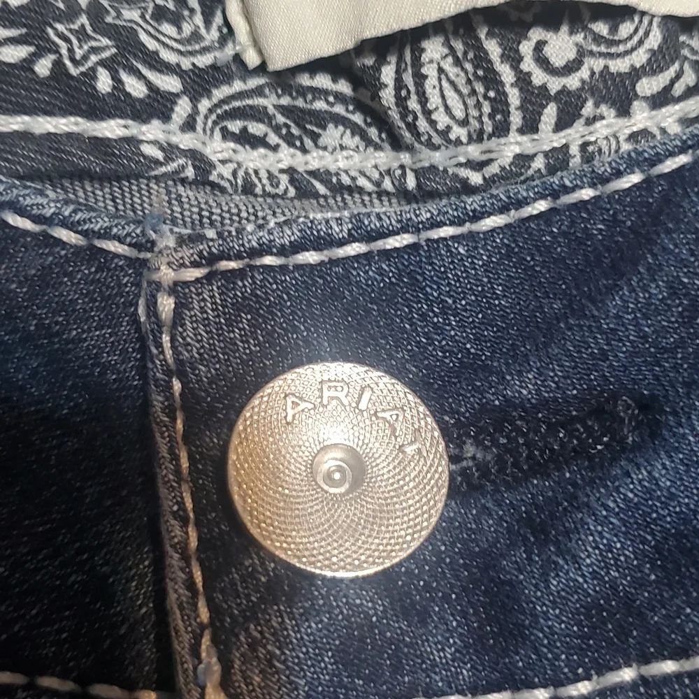 Ariat straight leg